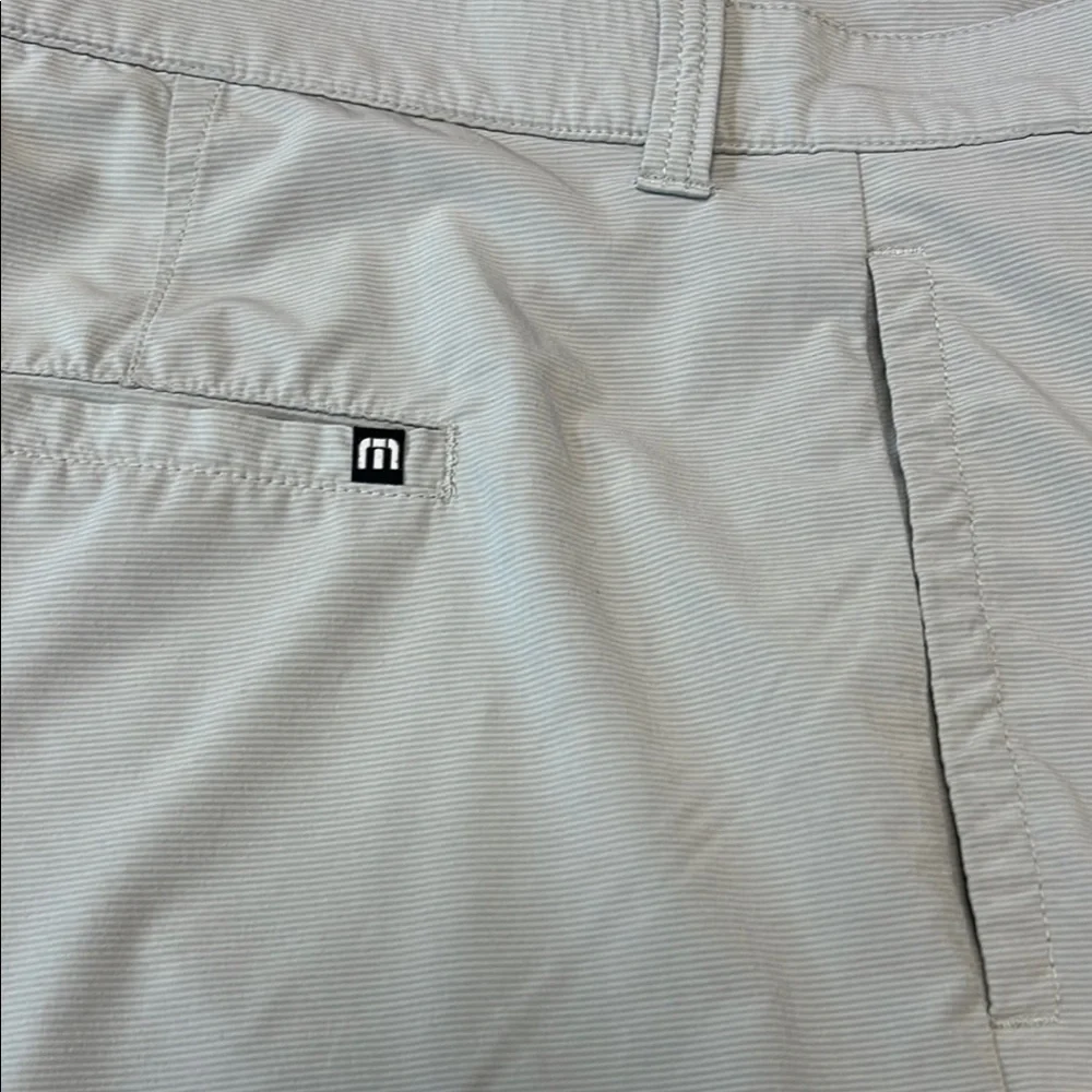 Travis‎ Mathew shorts